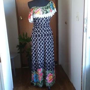 👗Pretty BOHO Off-Shoulder Maxi-Dress